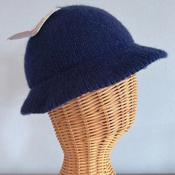 Vintage Navy Blue Wool Hat - Picture 11 of 11